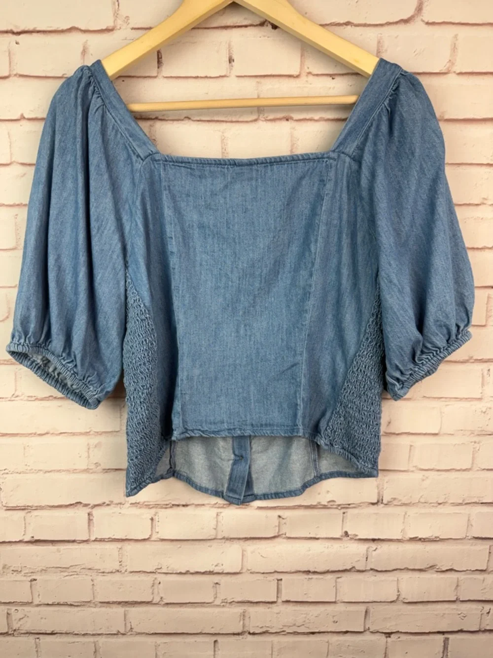 Old Navy Light Blue Denim Puff Sleeve Button Front Top